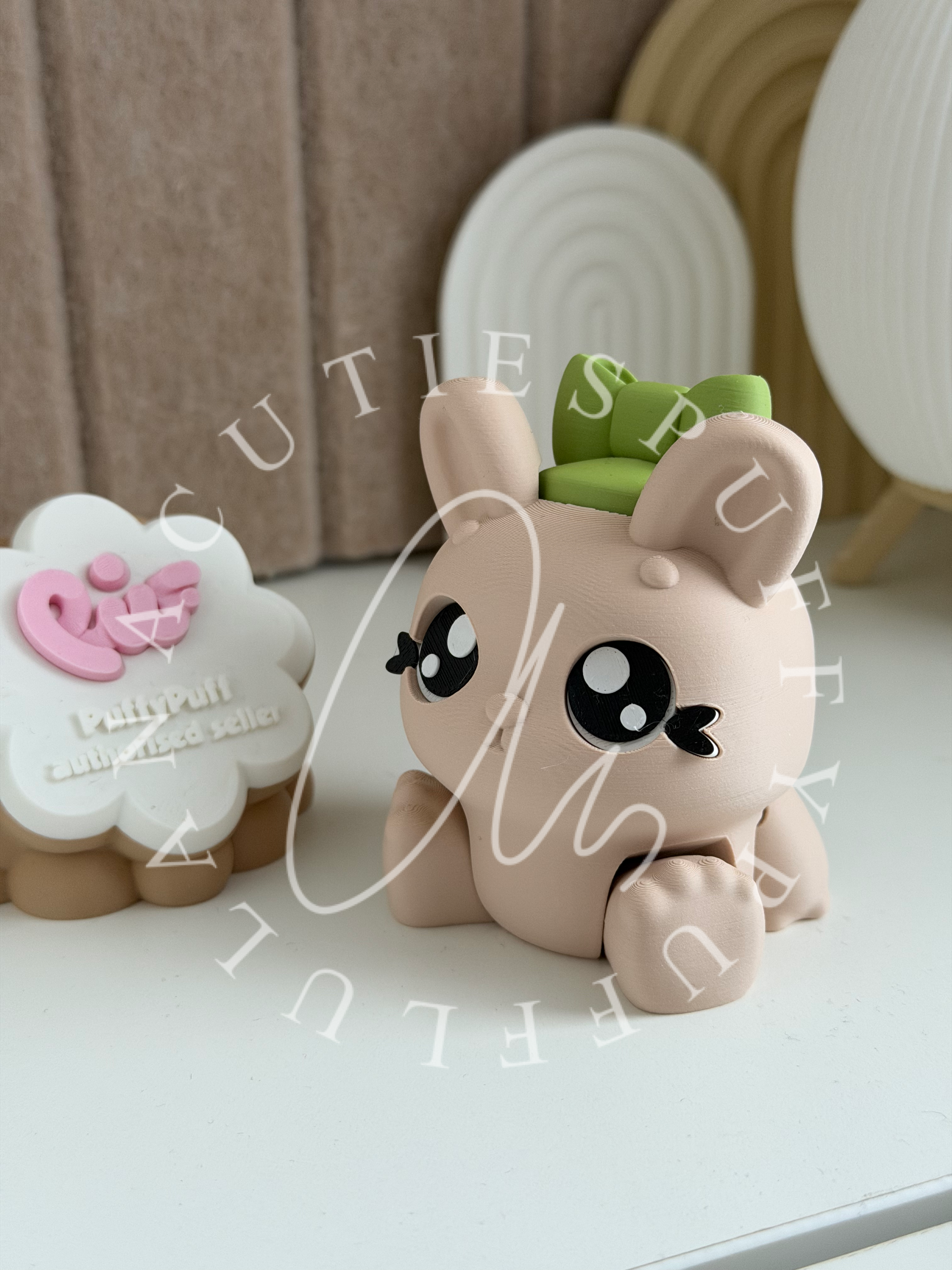 XL Hase Sammelfigur 1 von 4