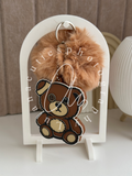 Bärchen Anhänger mit Pompon dunkelbraun/Hellbraun